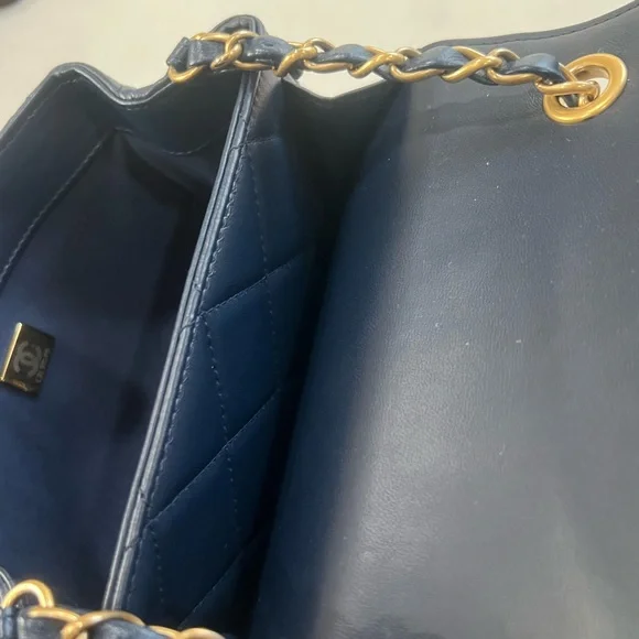 Chanel Navy Blue Diamond Lock Crossbody Flap Bag - Picture 10 of 12